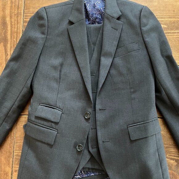 Bindle & Keep Three-piece Charcoal Suit (XS) - Picture 1 of 11